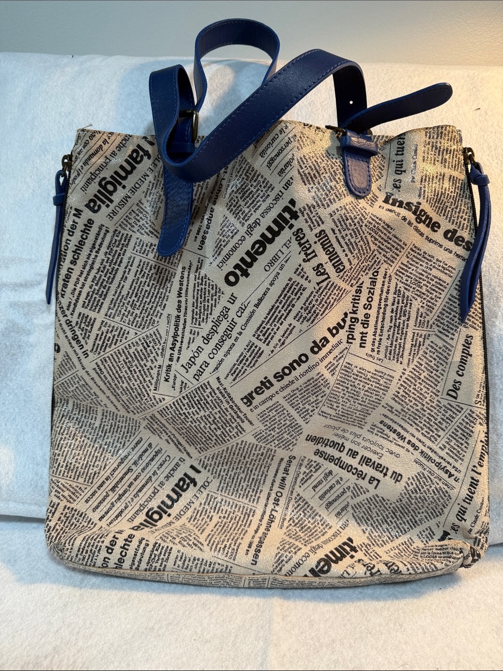 Maurizio Taiuti Newspaper-Print Tote with Royal Blue Handles
